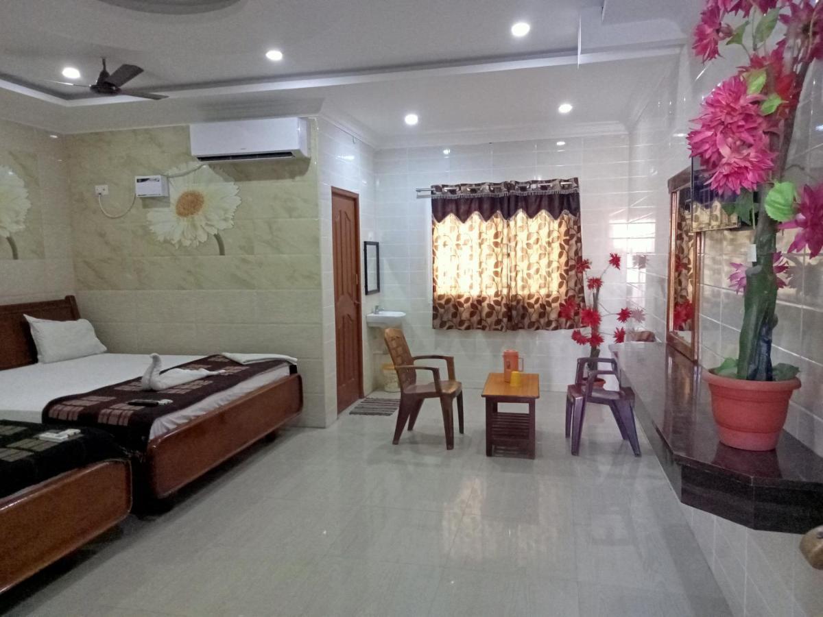 Hotel Senthur Raja Rāmeswaram Esterno foto
