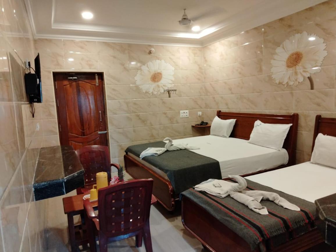 Hotel Senthur Raja Rāmeswaram Esterno foto